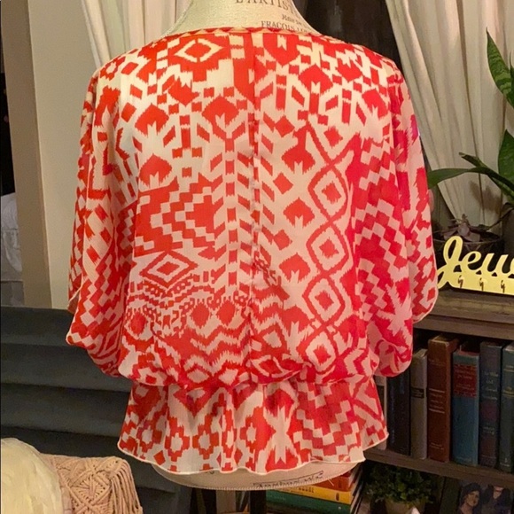 West Kei Women’s Blouse Orange & white top M​​ - Picture 2 of 2